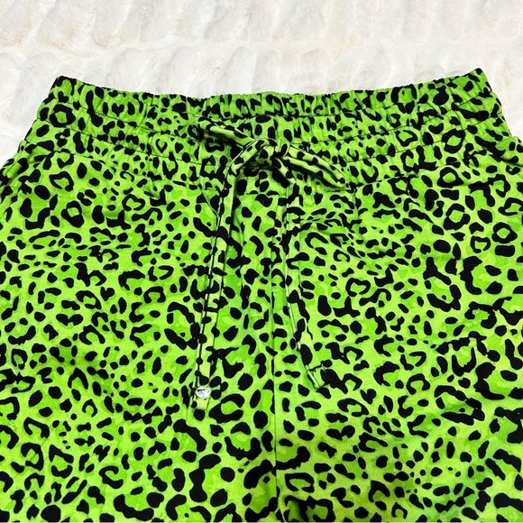 NIB Zenana Outfitters Leopard Print Outfit - Picture 8 of 14